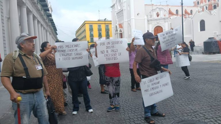 Piden a alcaldesa Daniela que investigue a funcionarios del ayuntamiento que hostiga a vendedores del VIVE