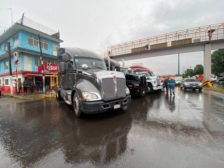 Unos 25 operadores de autotransporte de carga han mu3rt0 en as@lt0s en Carreteras de Veracruz en límites con Puebla, Oaxaca y Tlaxcala