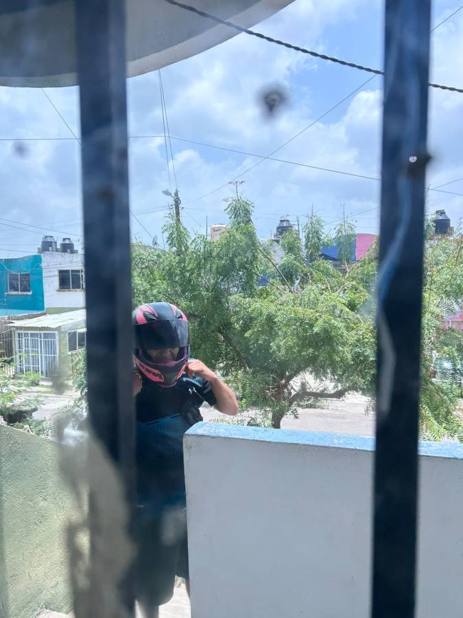 Sujeto prende fu3go a vivienda en el Centro y continúa acos@ndo a familia; exigen actuar de la Fiscalía