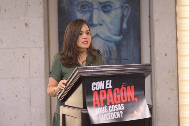 Hospital de Xalapa canceló cirugía y tratamientos por falta de energía eléctrica: Elena Córdova