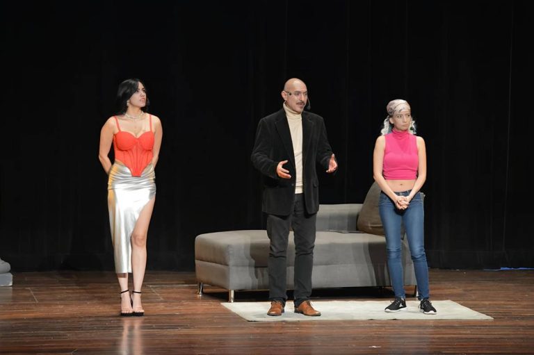 La mente como escenario de suspenso; así se vivió “La última paciente” en el Teatro Clavijero